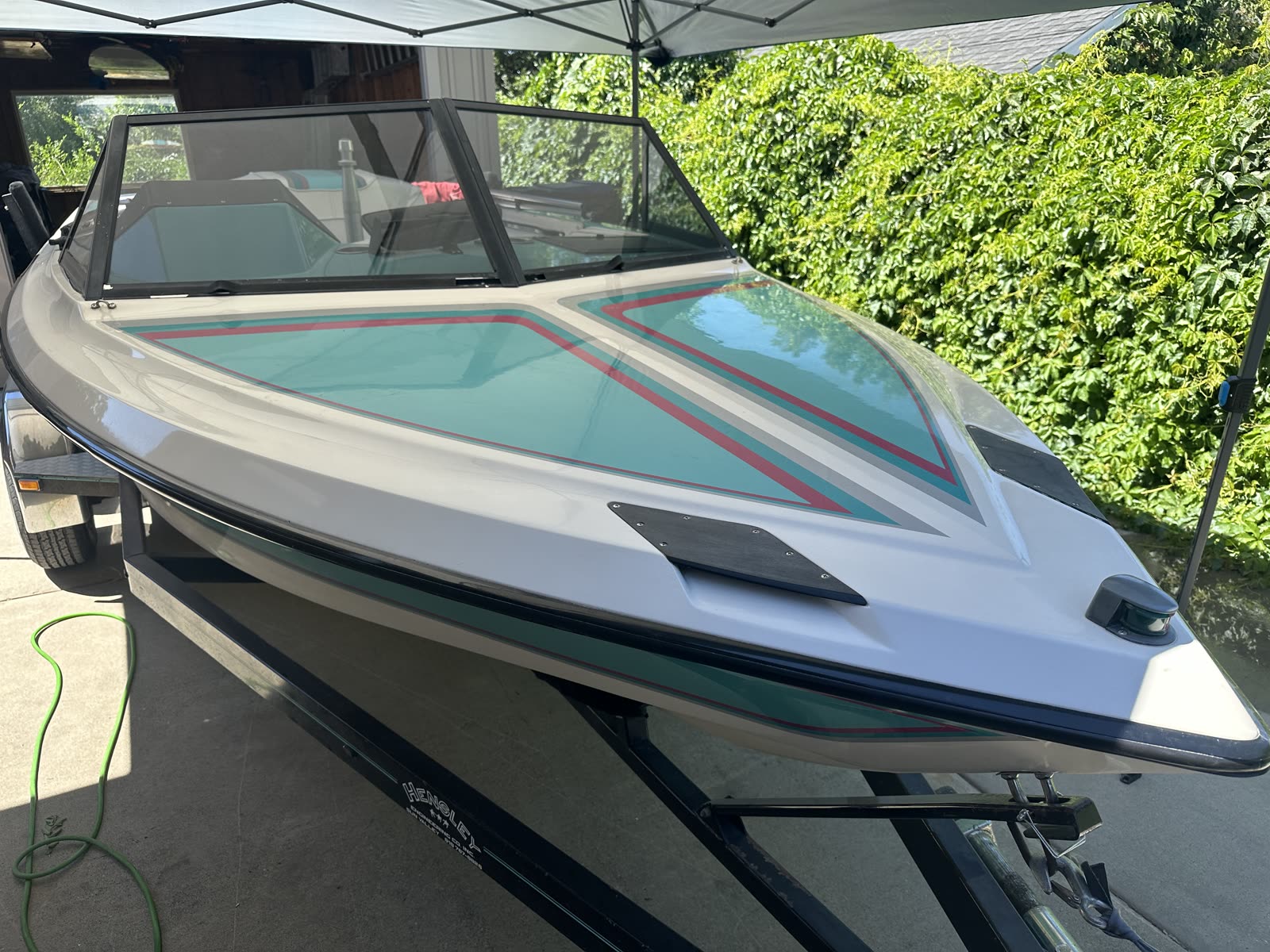 Restored vintage ski boat gelcoat